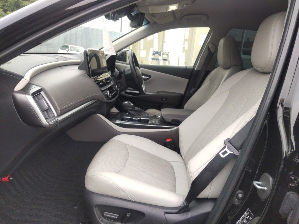 2021 Toyota Crown auction photo 16