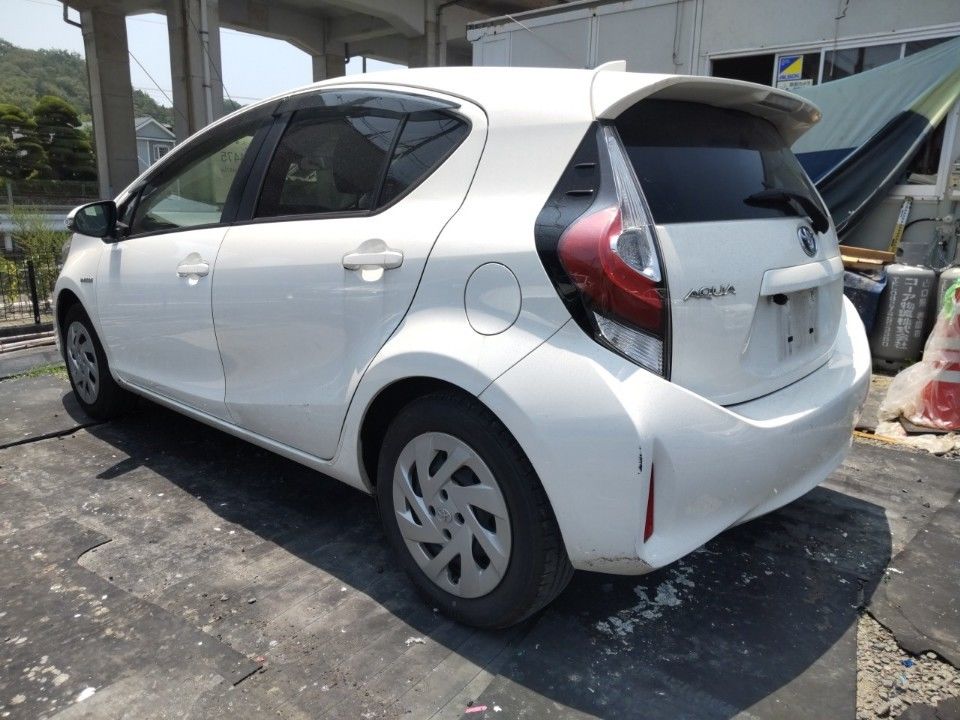 2019 Toyota Aqua auction photo 6