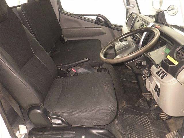 2020 Mitsubishi Fuso Canter 4WD 2t flatbed truck auction photo 5