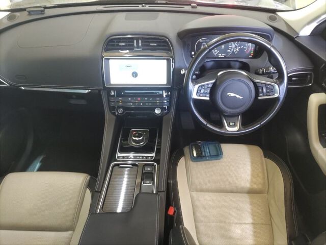 2016 Jaguar Fペイス R-Sport 4WD auction photo 3