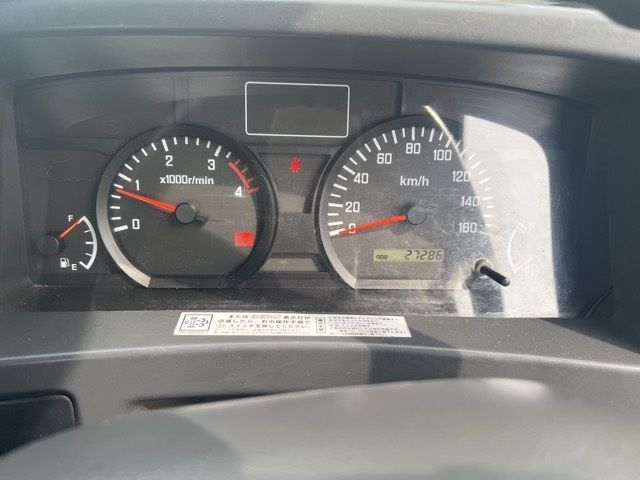 2011 Isuzu Elf サンスイ auction photo 7