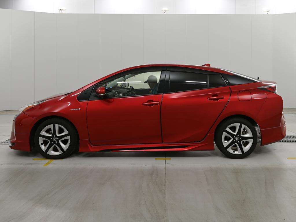 2016 Toyota Prius Sツーリングセレクション auction photo 4