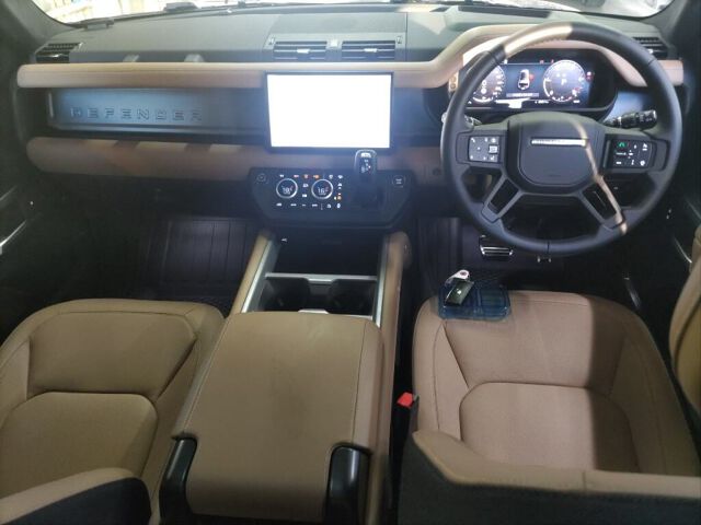 2025 Land Rover ディフェンダー 130X D350 4WD auction photo 3