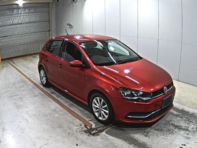 Japan Auction Vehicles 5 2015 Volkswagen ポロ ラウンジ auction photo