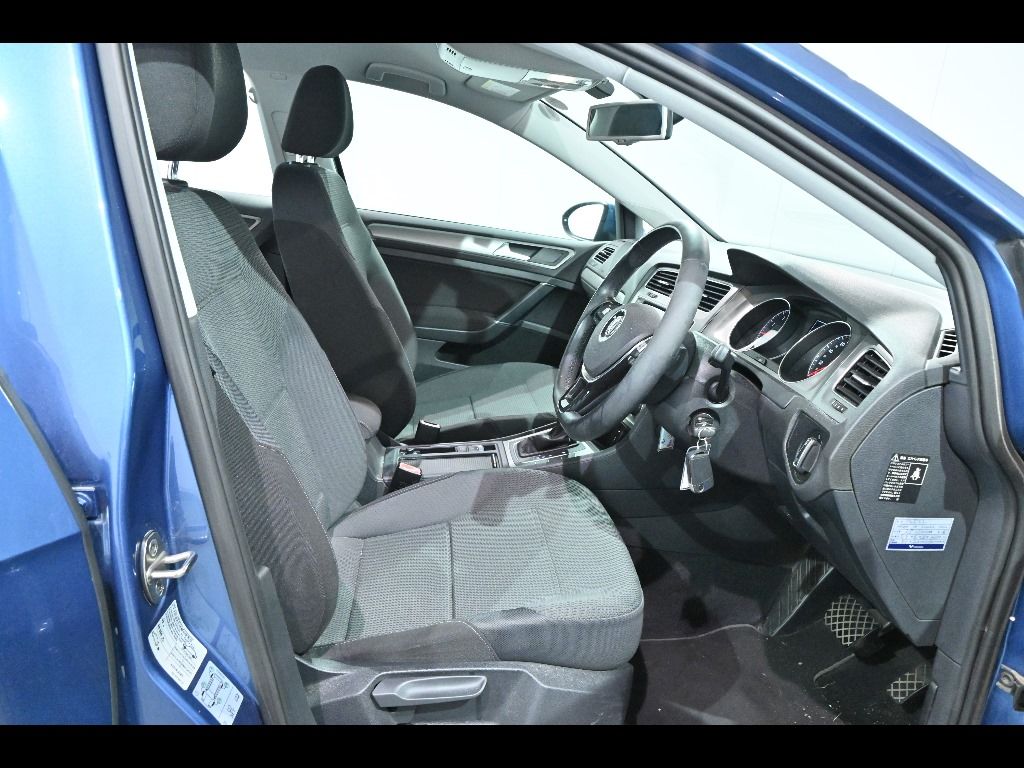 2015 Volkswagen ゴルフ 5HB TSIコンフォートラインBMT auction photo 6