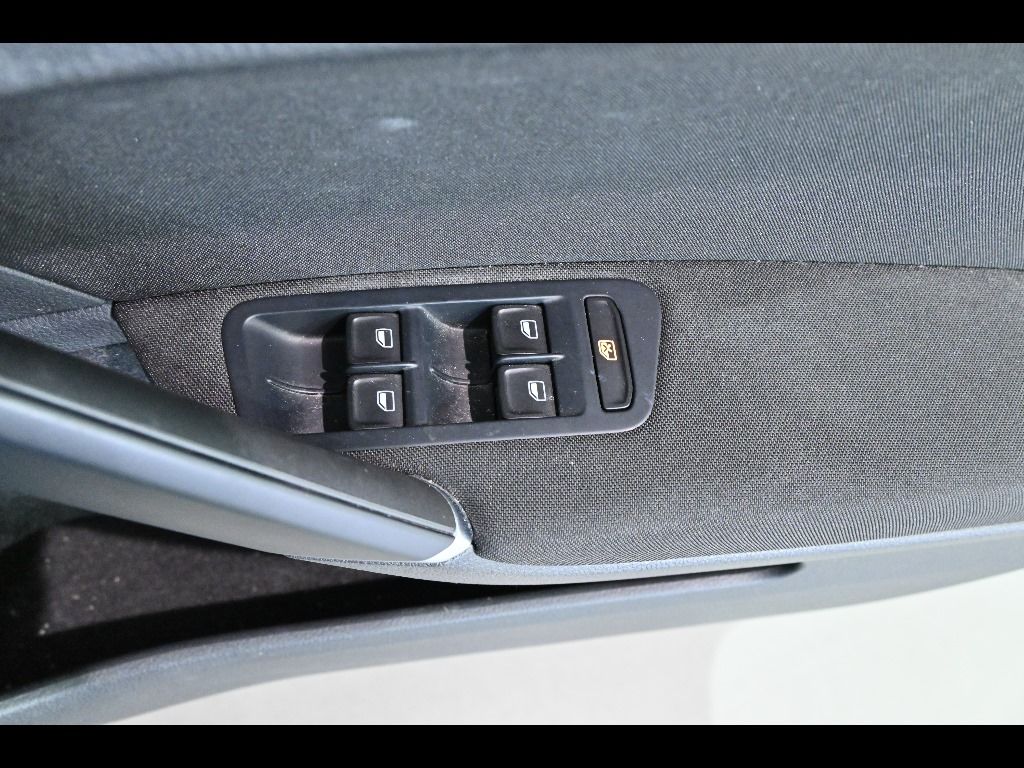2015 Volkswagen ゴルフ 5HB TSIコンフォートラインBMT auction photo 12