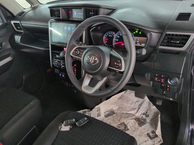 2025 Toyota Roomy Custom G-T auction photo 3
