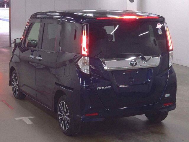 2025 Toyota Roomy Custom G-T auction photo 2