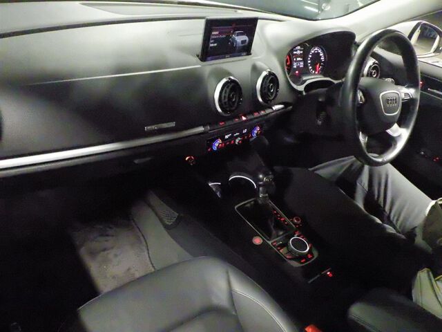 2016 Audi A3 Sports B1.4TFSI auction photo 3