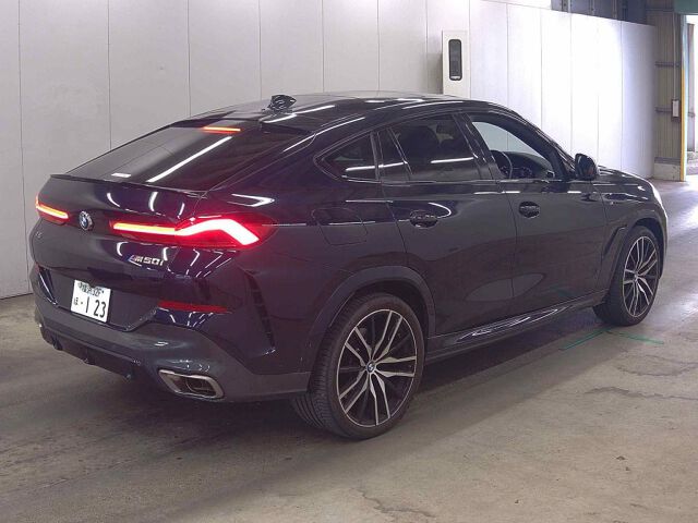 2023 BMW X6 M50I 4WD auction photo 5