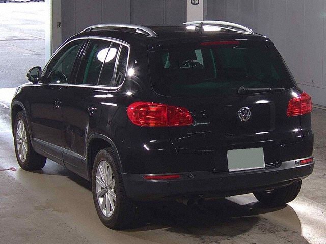 2013 Volkswagen ティグアン TSIBモーションテクノロ auction photo 2