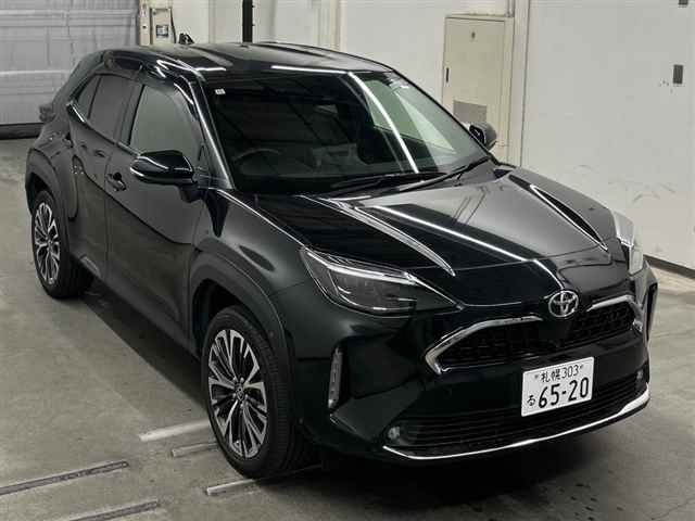 Japan Auction Vehicles 10 2022 Toyota Yaris Cross Z 4WD auction photo