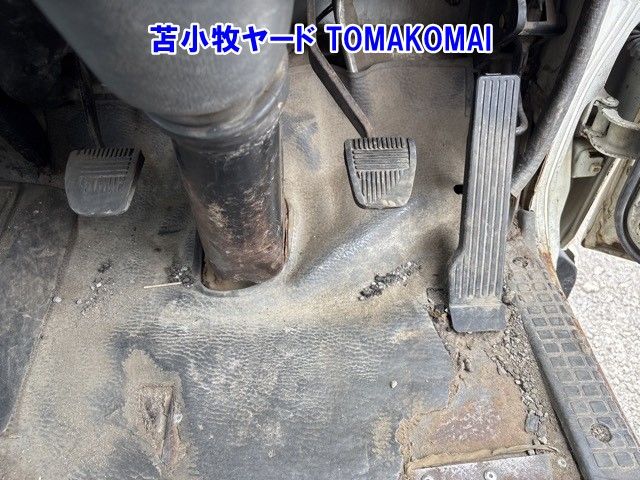 1997 Toyota Dyna Wキャブ auction photo 3
