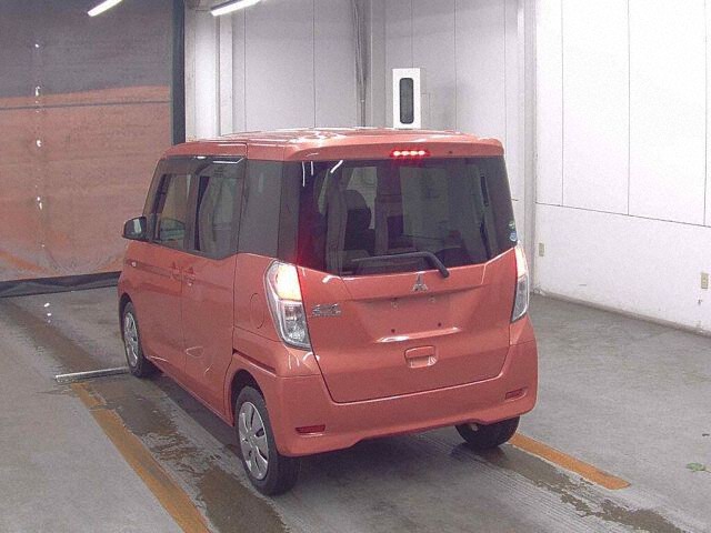 2017 Mitsubishi eK Space M auction photo 2