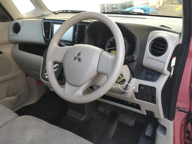 2017 Mitsubishi eK Space M auction photo 3