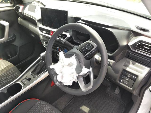 2025 Toyota Raize ハイブリッドZ auction photo 3