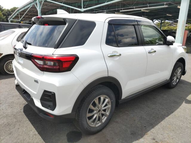 2025 Toyota Raize ハイブリッドZ auction photo 5