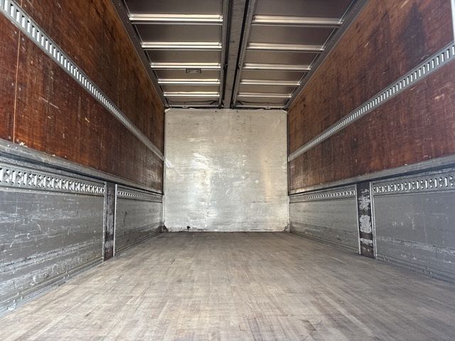 2007 Isuzu Forward アルミウイング auction photo 19