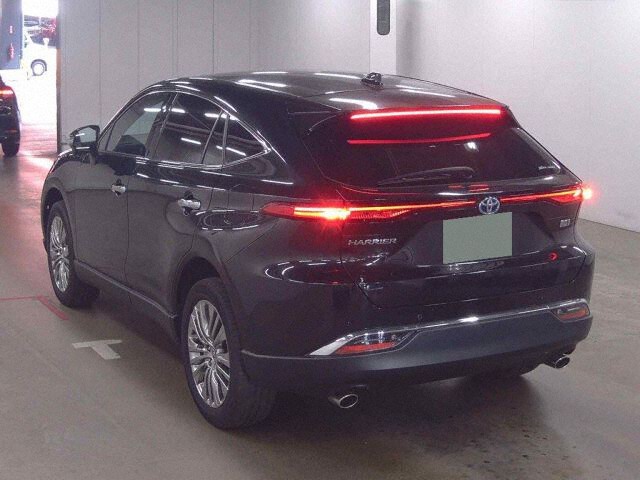 2025 Toyota Harrier Z auction photo 2