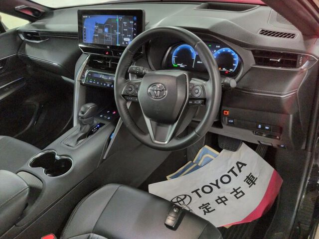 2025 Toyota Harrier Z auction photo 3