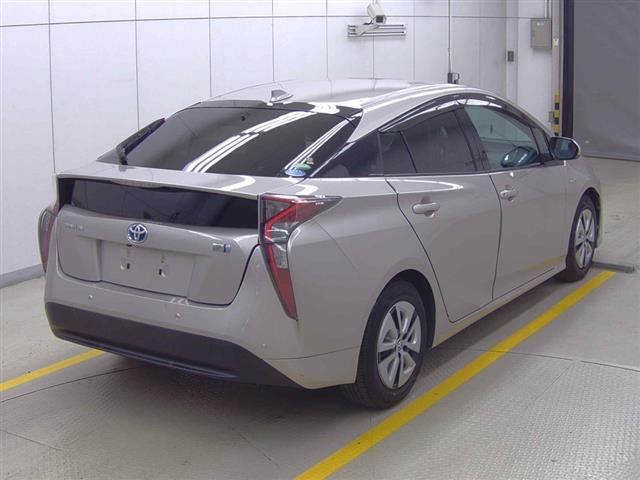 2017 Toyota Prius A auction photo 4