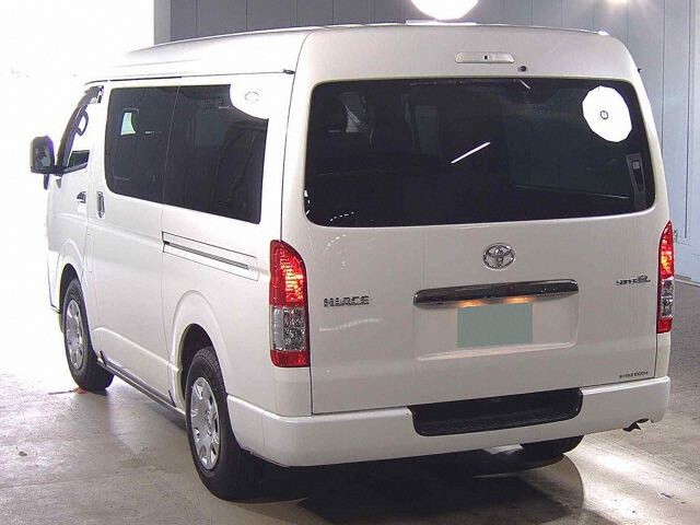 2021 Toyota Hiace LスーパーGLダーク2 auction photo 2
