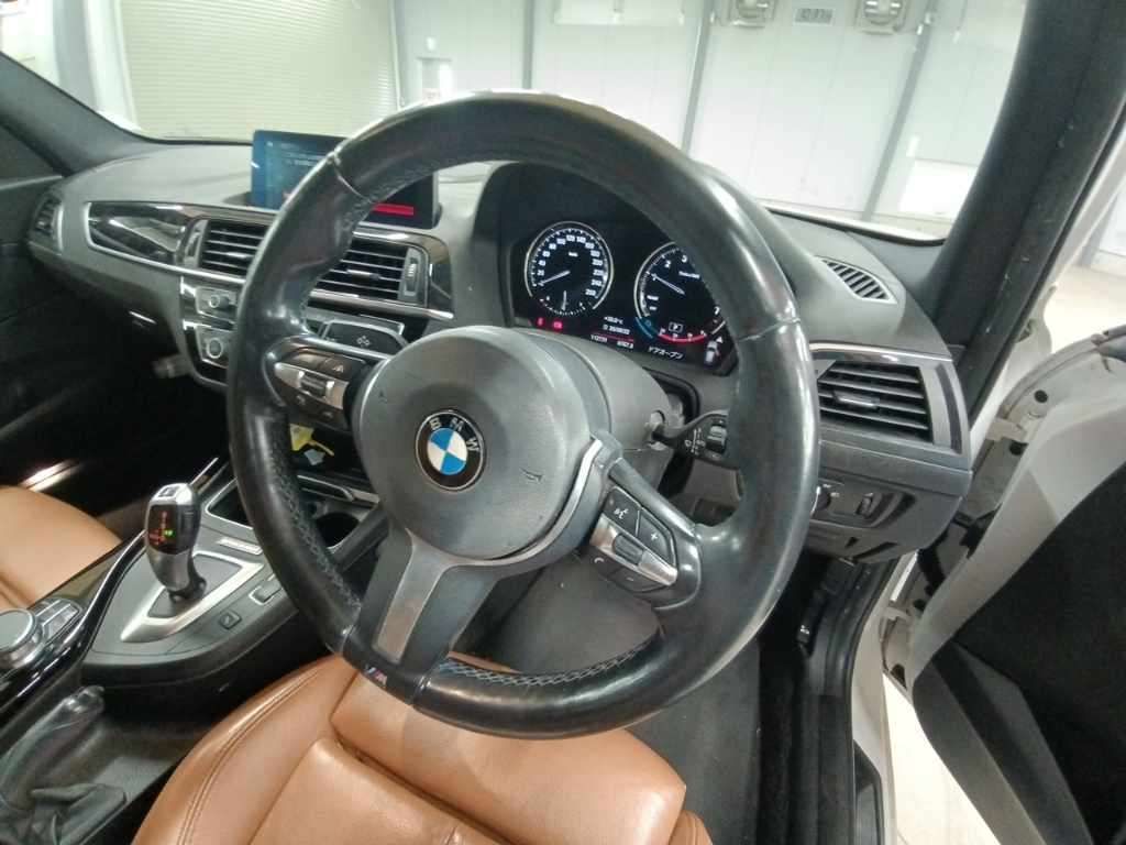 2018 BMW 1 Series 118i Mスポエディションシャド auction photo 9