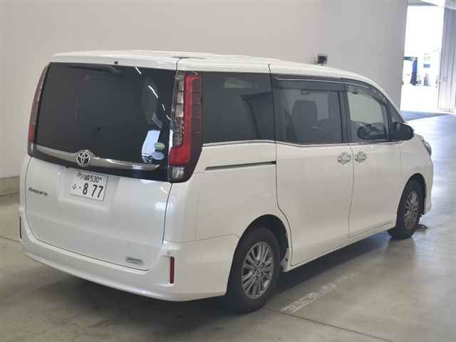 2017 Toyota Esquire Giブラックテーラード auction photo 5