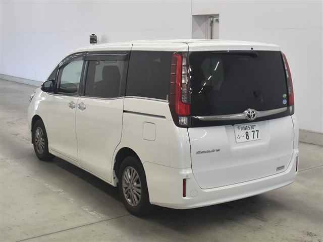 2017 Toyota Esquire Giブラックテーラード auction photo 2