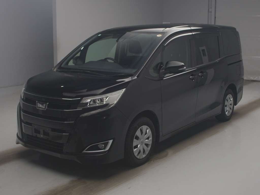 Japan Auction Vehicles 4 2021 Toyota Noah X auction photo