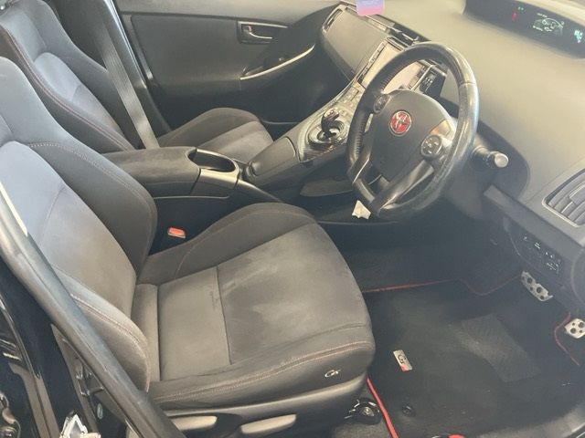 2014 Toyota Prius SツーリングセレクションGS auction photo 4