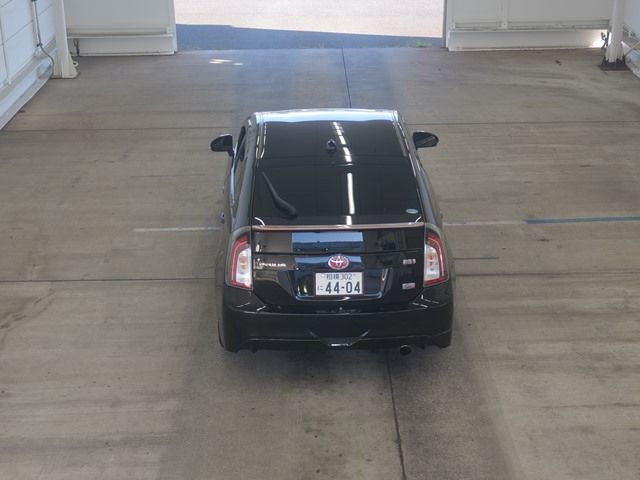 2014 Toyota Prius SツーリングセレクションGS auction photo 3