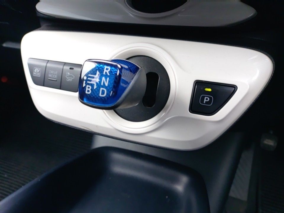2018 Toyota Prius auction photo 12