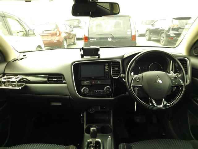 2016 Mitsubishi Outlander 4WD 24Gセーフティパッケージ auction photo 8