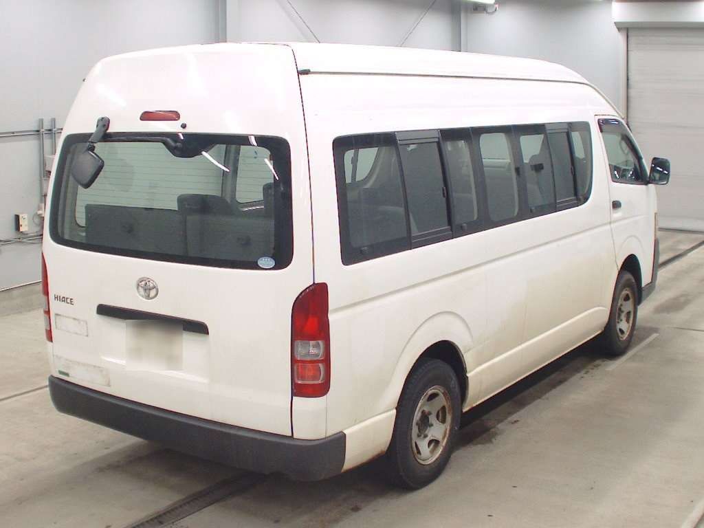 2010 Toyota Hiace スーパーロングDX 4WD auction photo 2