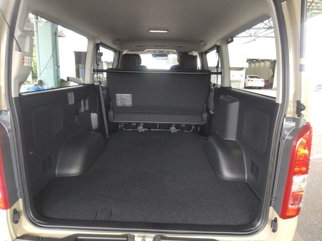 2026 Toyota Hiace Long Super GL 4WD auction photo 6
