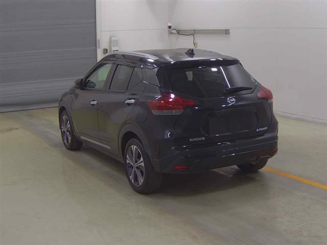 2021 Nissan Kicks X auction photo 2