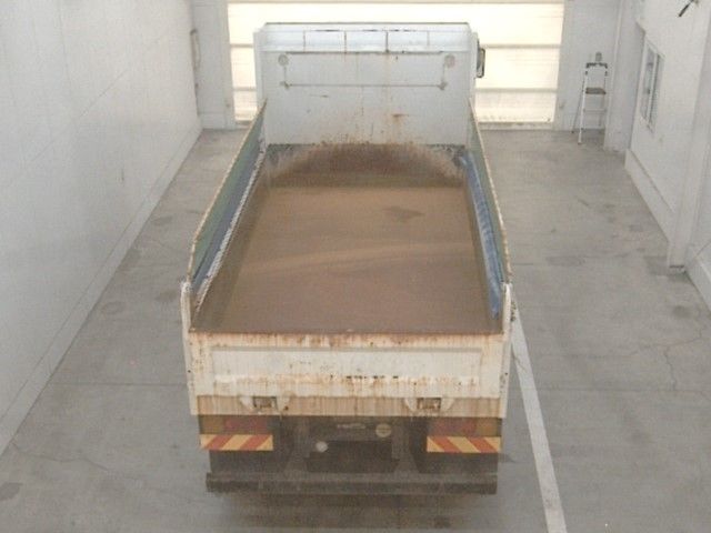 2013 Mitsubishi Fuso dump auction photo 3