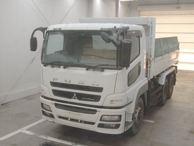 2013 Mitsubishi Fuso dump Japan auction vehicle