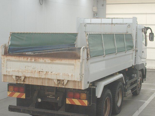 2013 Mitsubishi Fuso dump auction photo 2