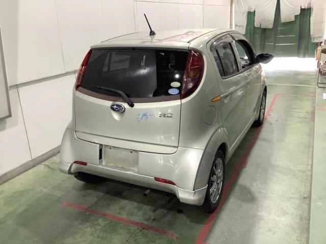 2007 Subaru R2 4WD F+ auction photo 2