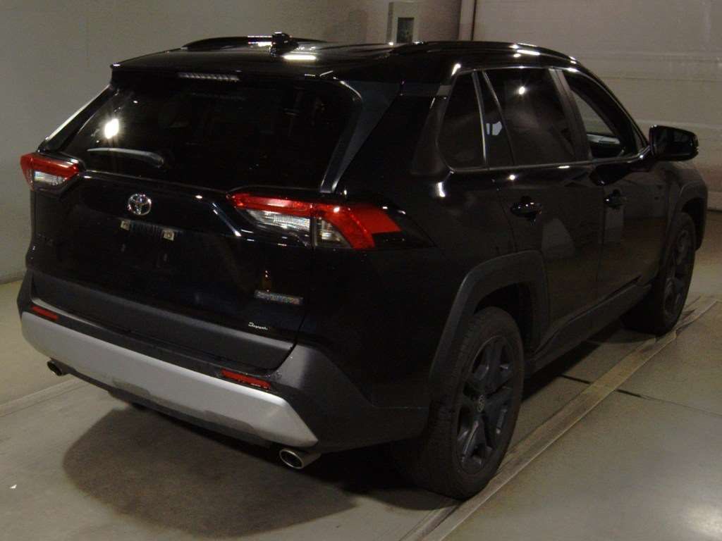 2025 Toyota RAV4 アドベンチャー 4WD auction photo 2