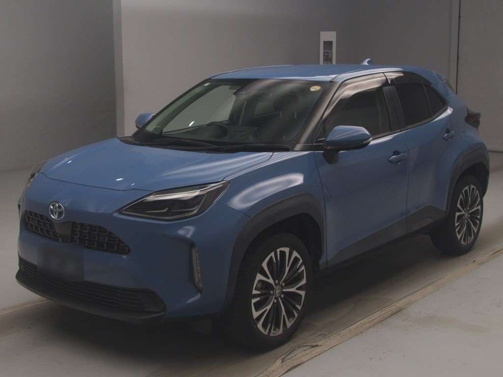 2022 Toyota Yaris Cross Hybrid Z Japan auction vehicle
