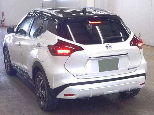 2022 Nissan Kicks X auction photo 2