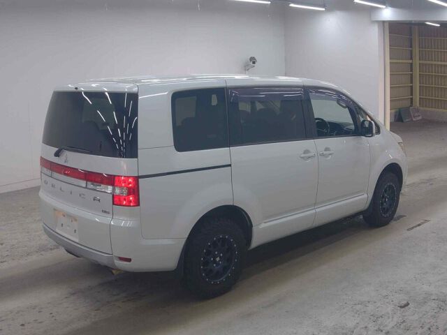 2017 Mitsubishi Delica D:5 Dパワーパッケージ 4WD auction photo 5
