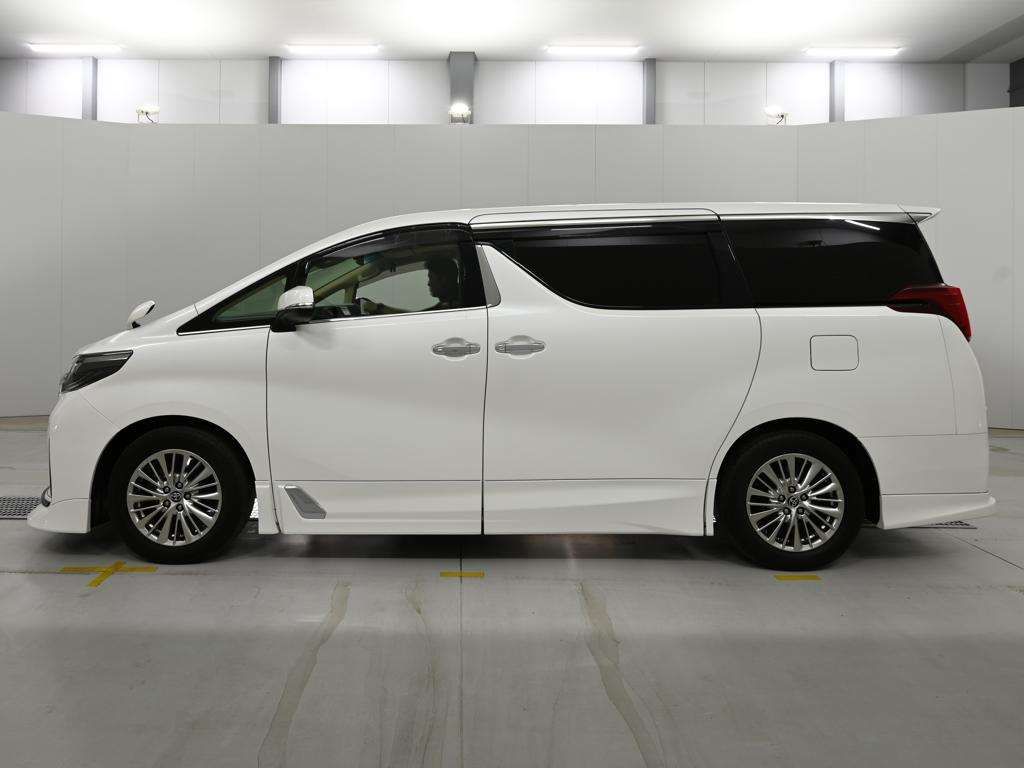 2021 Toyota Alphard 2.5G auction photo 4