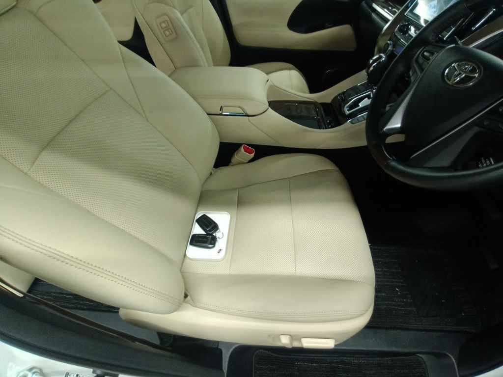 2021 Toyota Alphard 2.5G auction photo 10