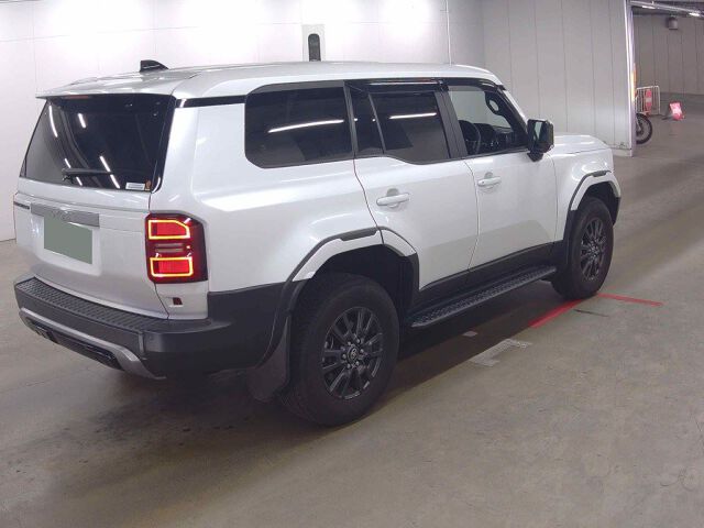 2025 Toyota Land Cruiser 250 VX 4WD auction photo 5