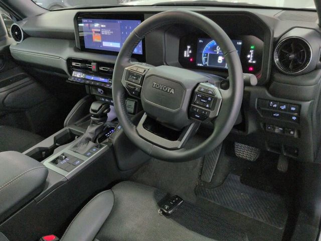 2025 Toyota Land Cruiser 250 VX 4WD auction photo 3