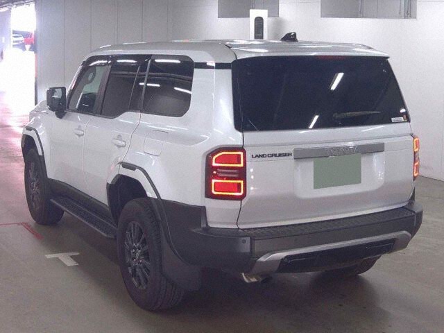 2025 Toyota Land Cruiser 250 VX 4WD auction photo 2